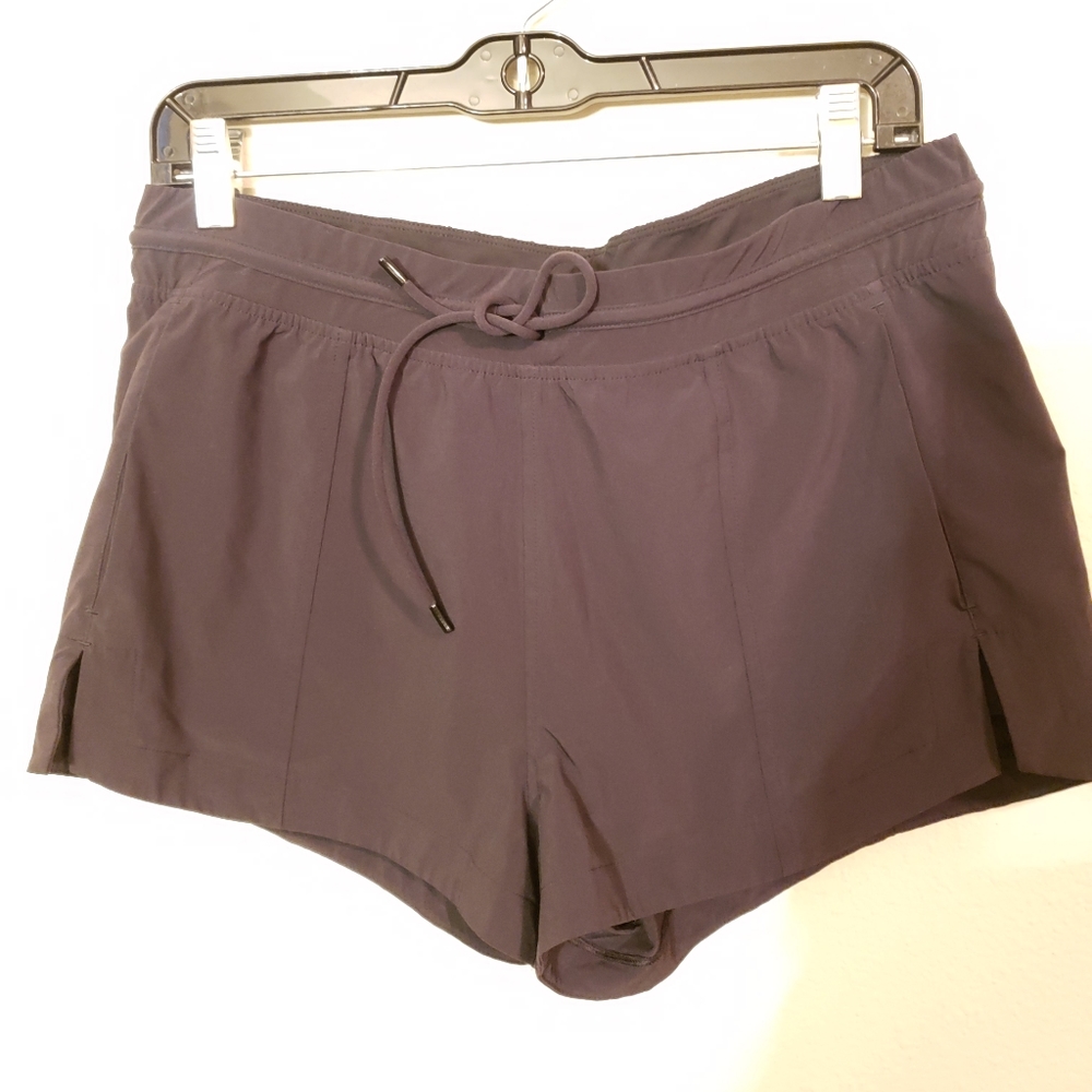 Lululemon Black Shorts Size 8
